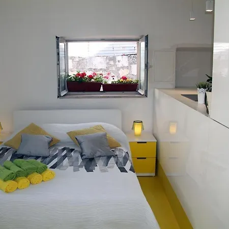 Apartment By The Sea - 246